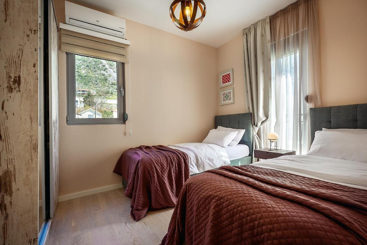 2Montenegro Limeta Apartments With Pool Kotor Exterior photo