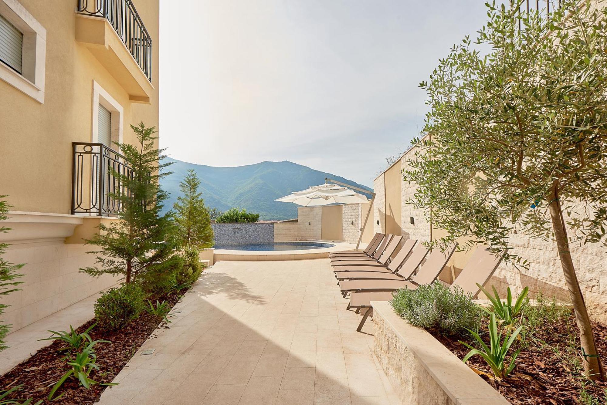 2Montenegro Limeta Apartments With Pool Kotor Exterior photo